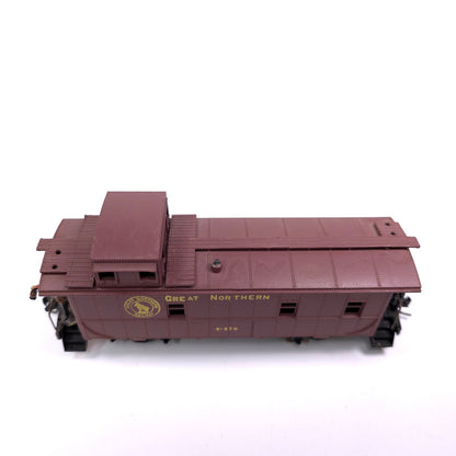 HO Scale Great Northern X270 Caboose Train Car