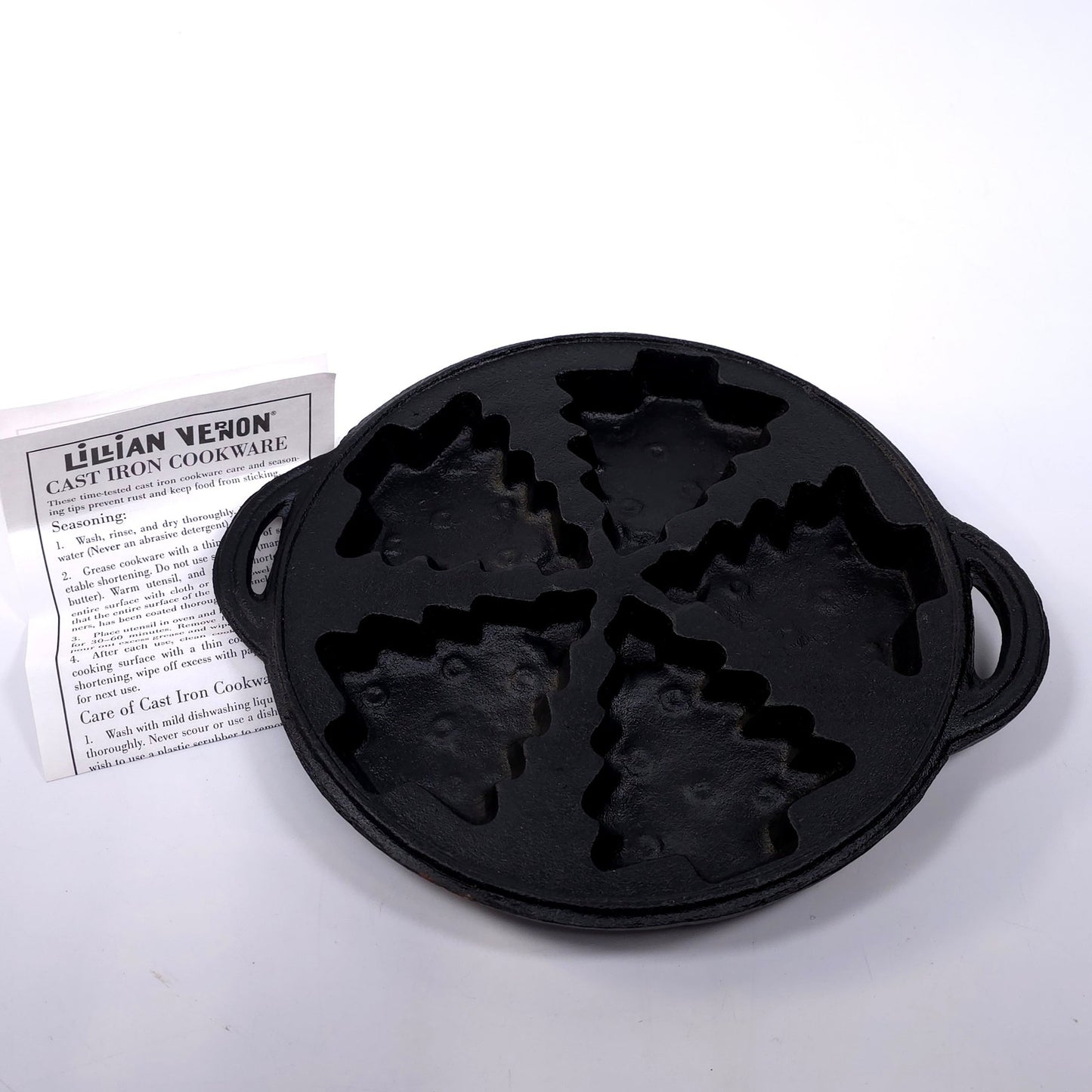 Lillian Vernon Cast Iron Christmas Tree Cookie Muffin Brownie Pan