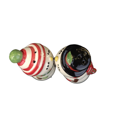 Mr & Mrs Snowman Kissing Couple Magnetic Ceramic Salt Pepper Shakers Set