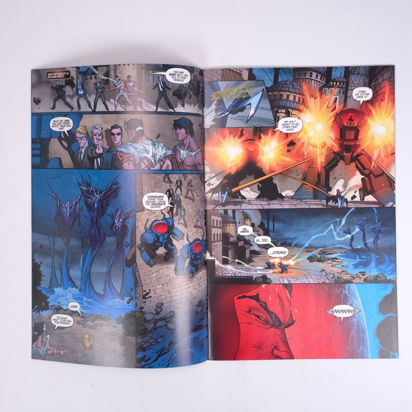 Fathom #8 Aspen Comics Ale Garza Variant Comic Book