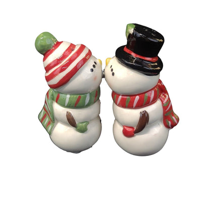 Mr & Mrs Snowman Kissing Couple Magnetic Ceramic Salt Pepper Shakers Set