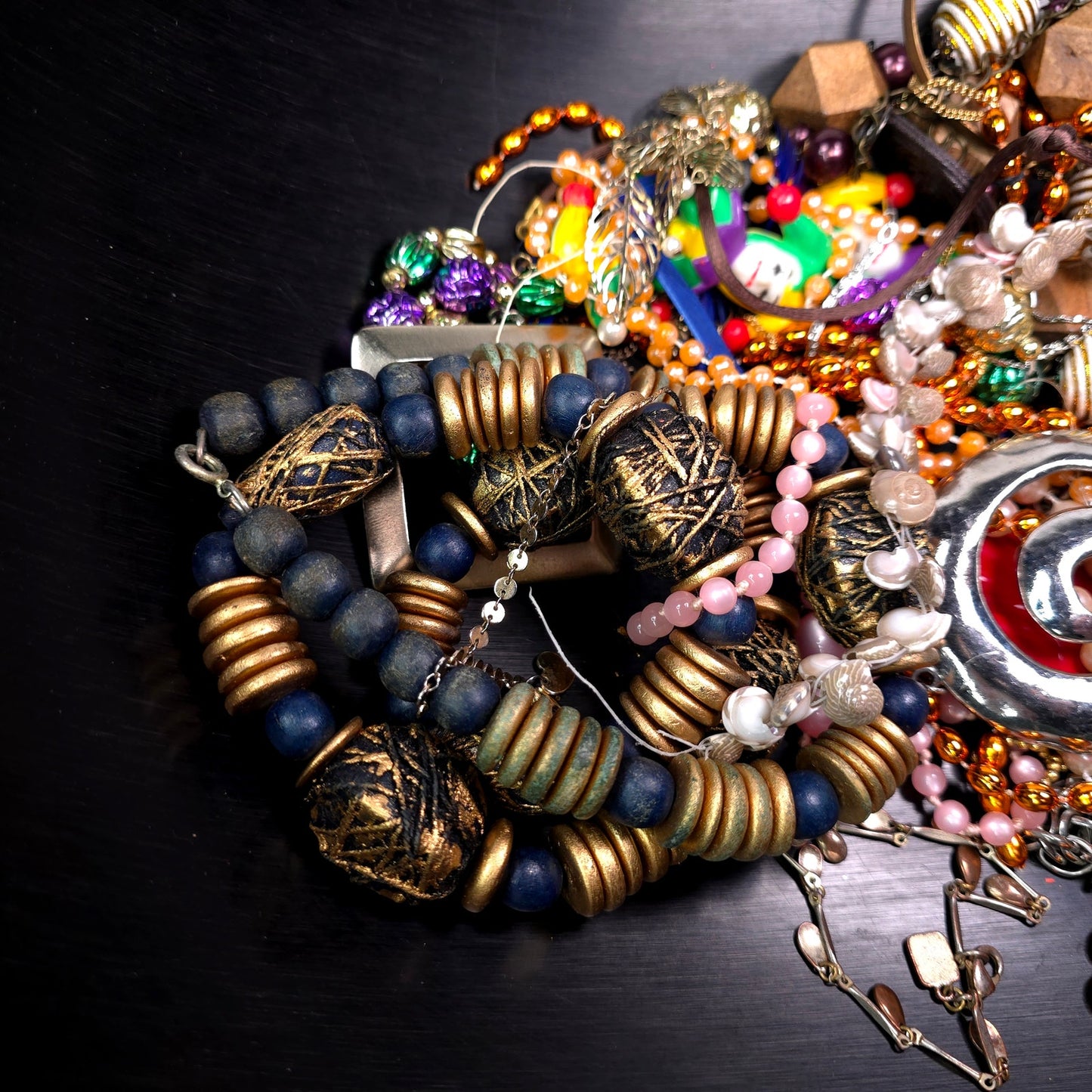 1 lb Vintage to Now Mixed Jewelry Lot Costume Craft Repair Resale JL28