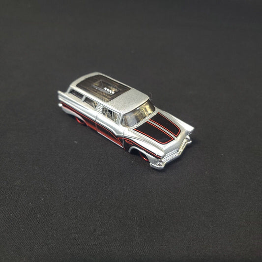 2002 14 Mattel Hot Wheels 8 Crate 1955-1957 Ford Ranch Station Wagon 1/64