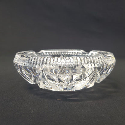 Vintage Cut Glass Pinwheel Stars Lead Crystal Heavy Round Ashtray 6" Diameter